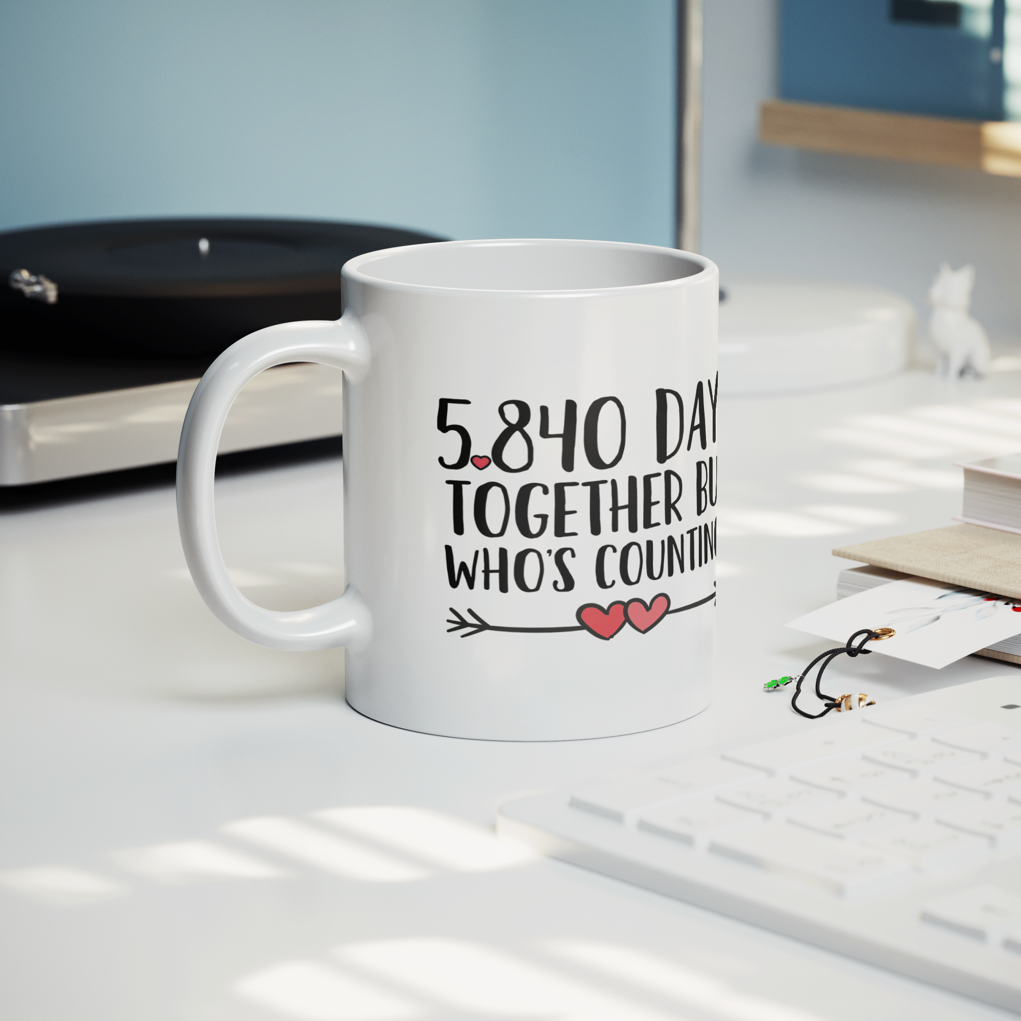 5840_days_together_Lifestyle_Record_Player_Mockup.png_15742238