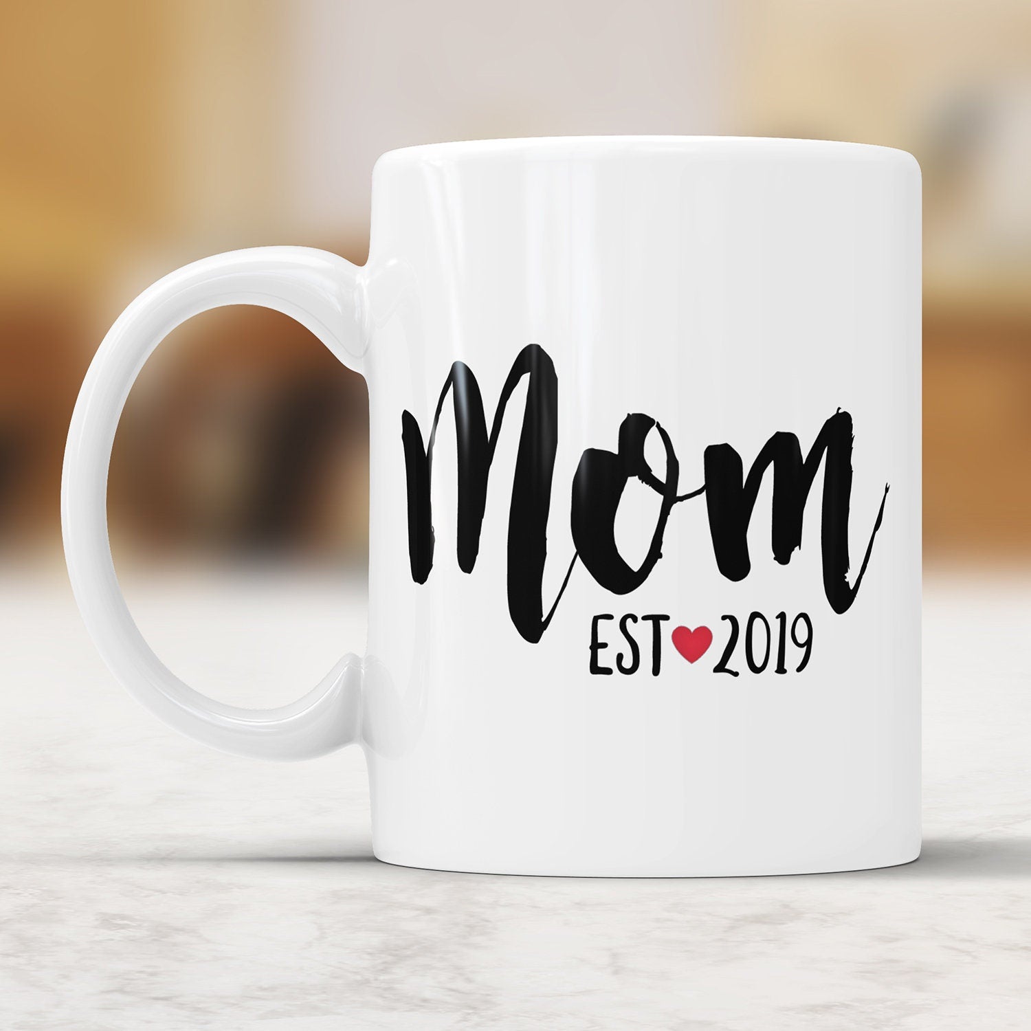 Mom est 2019 Coffee Mug - Baby Shower Gift For New Parents, Soon To Be Mom Coffee Cup New Mother Gifts Mother To Be Mug New Mom Coffee Mug